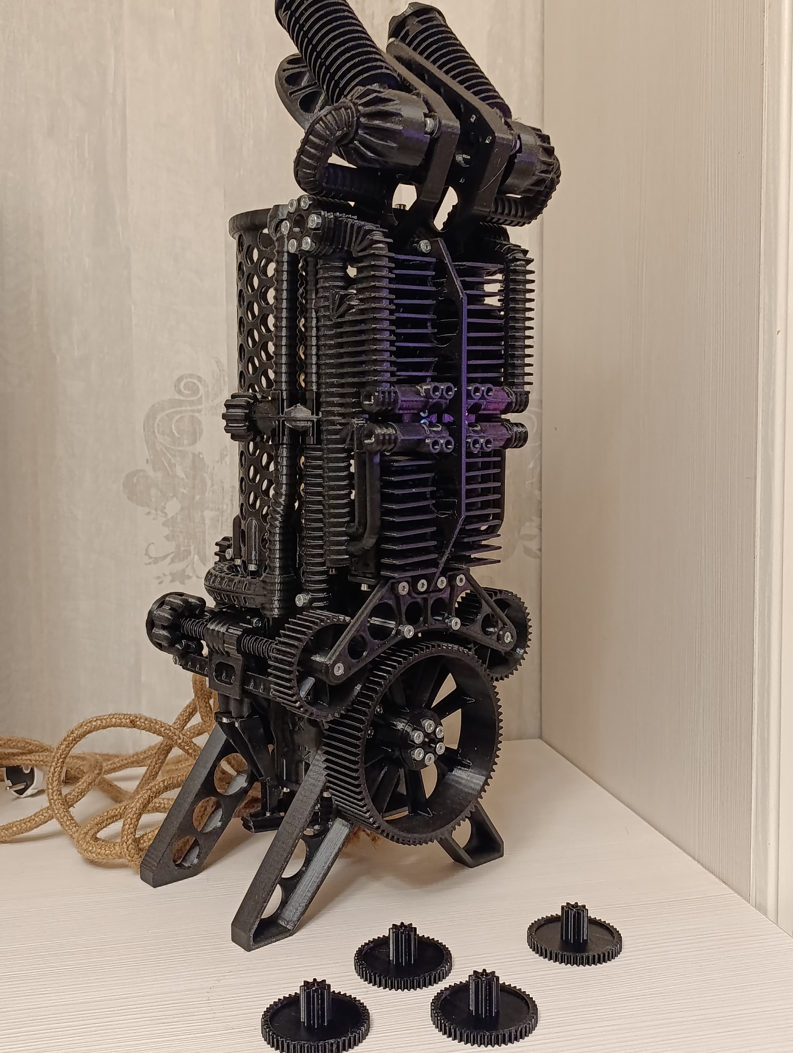 Декоративна лампа в  індустріальному стилі