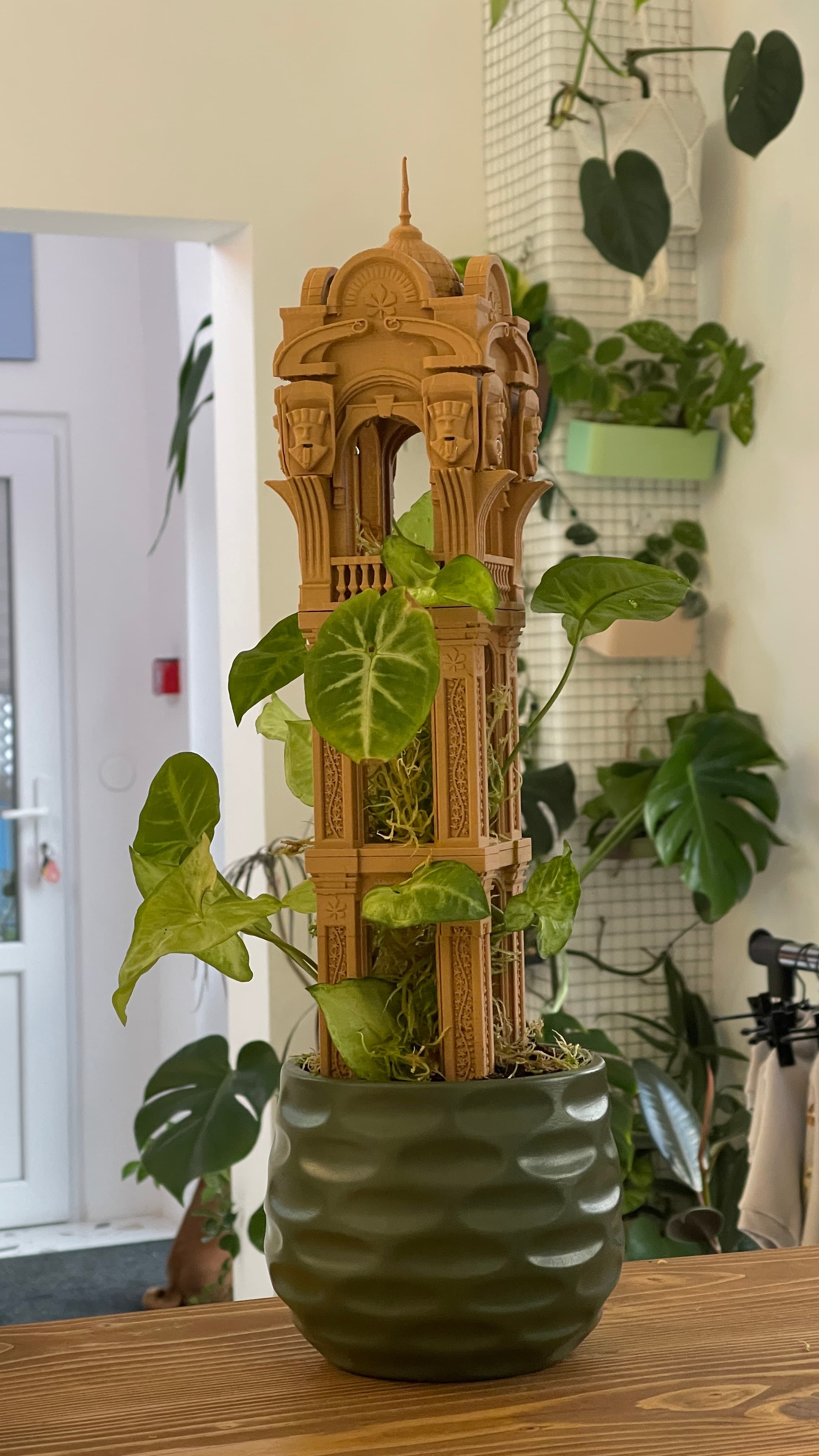 Розробка та видрук аксесуарів для рослин (Вежа Левицького)